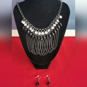 #3~NWOT. Vintage Rhinestone, beaded necklace and earring set.